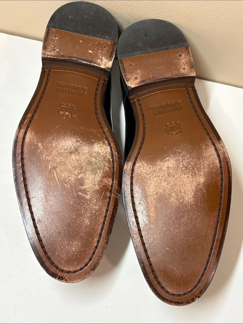 Johnston & Murphy classic black